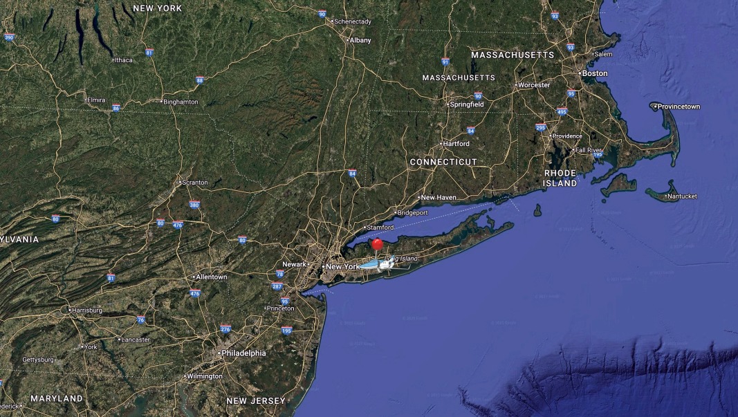 Republic Airport (FRG), Long Island